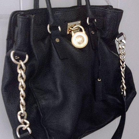 Michael Kors Handbags - Michael Kors Black Hamilton Handbag Cross Grain Leather Padlock/Key Design